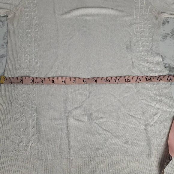 Liz Lange Maternity White Longsleeve Sweater - Picture 6 of 15